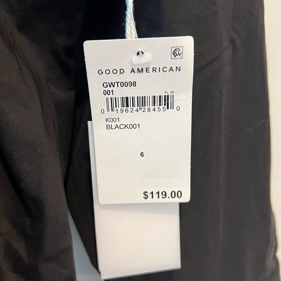 GOOD AMERICAN Darted Stretch Poplin Button-up Shirt In Black - Picture 3 of 16